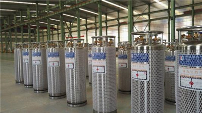 特殊氣體為什么選擇鋼瓶運(yùn)輸？鋼瓶的儲(chǔ)存和固定需要注意哪些？